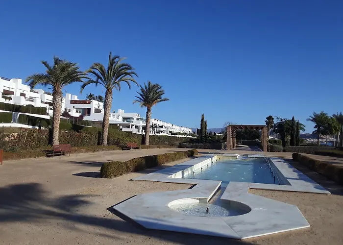 Casa ARCO IRIS avec Jardin et Terrasse - piscine et jacuzzi partagés - by Cathy Ducoin